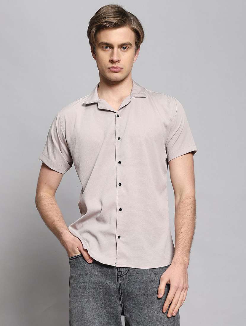 men textured short sleeves casual shirt - 22570959 -  Standard Image - 2