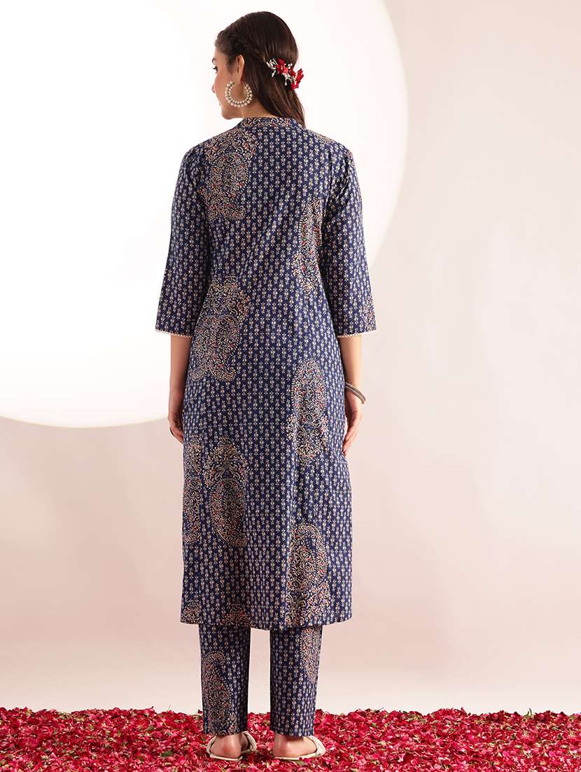 women printed three quarter sleeves kurta pant set - 22571047 -  Standard Image - 2