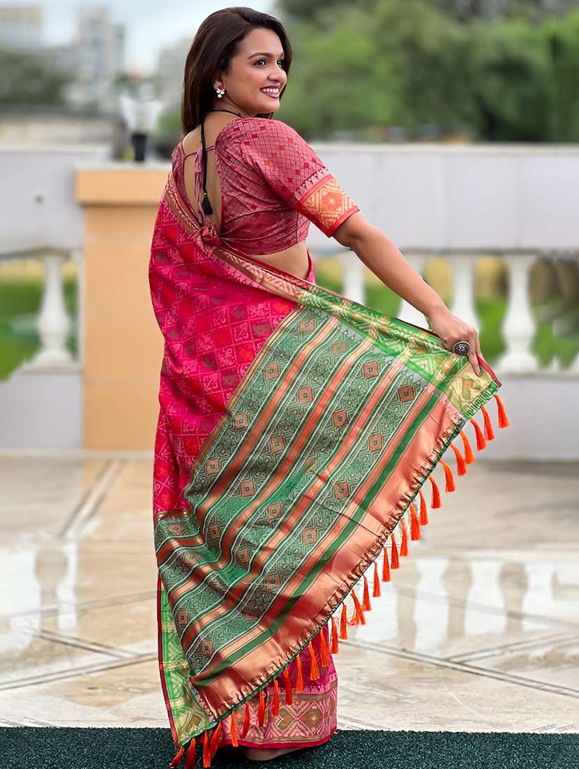 women self design patola saree with blouse - 22571106 -  Standard Image - 2