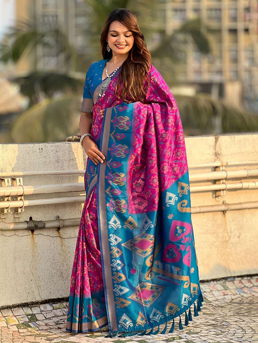 women self design patola saree with blouse - 22571107 -  Standard Image - 2