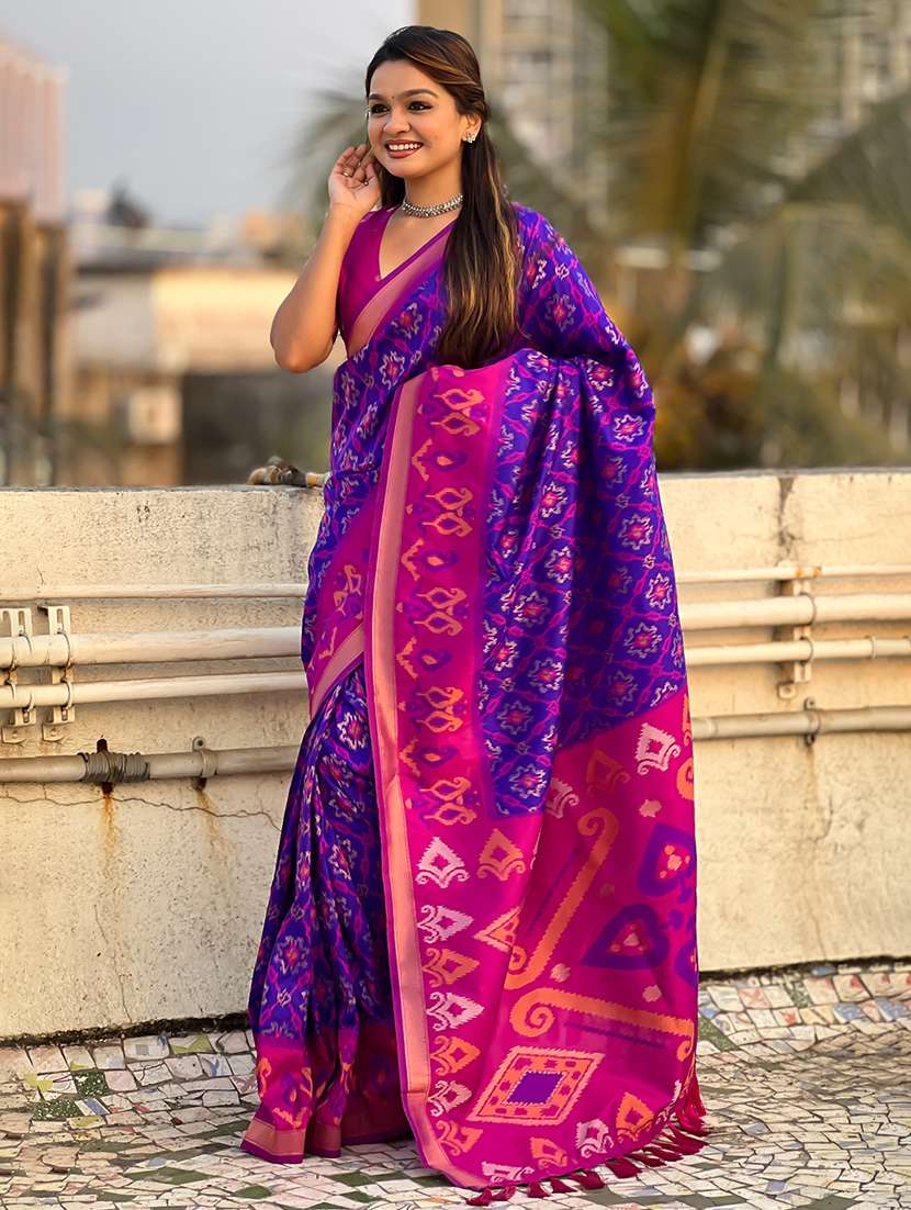 women self design patola saree with blouse - 22571116 -  Standard Image - 2