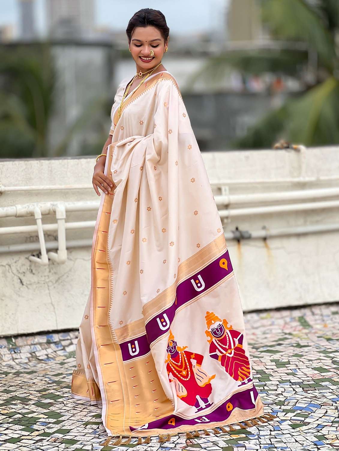 women self design paithani saree with blouse - 22571301 -  Standard Image - 2
