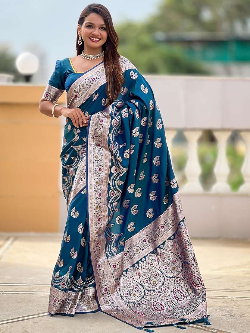 women self design banarasi saree with blouse - 22571358 -  Standard Image - 2