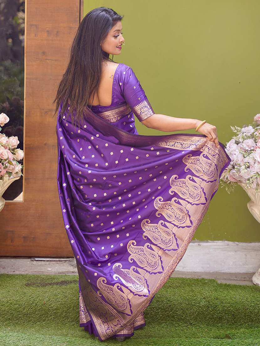 Women Self Design Banarasi Saree With Blouse - 22571627 -  Standard Image - 2
