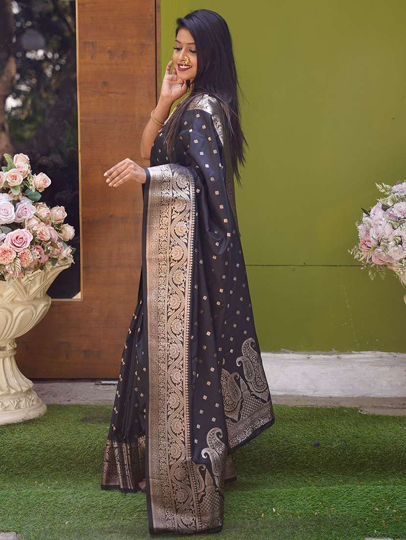 women self design banarasi saree with blouse - 22571628 -  Standard Image - 2