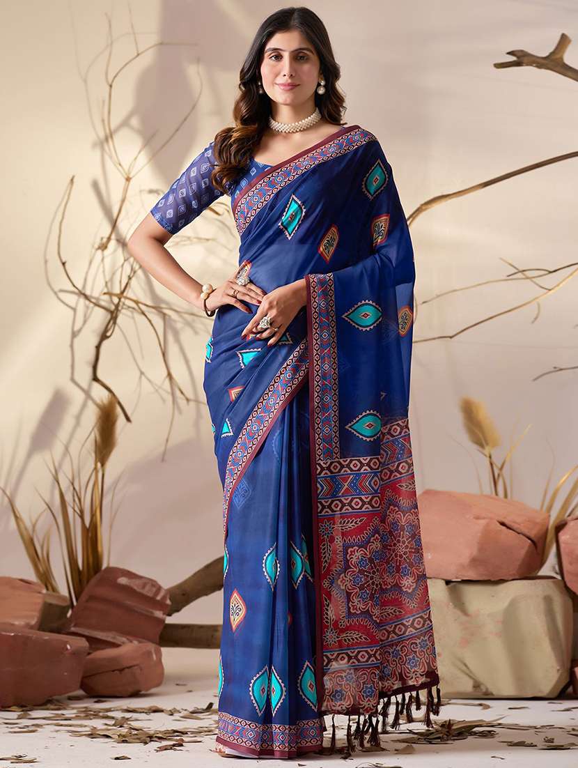 women printed bordered saree with blouse