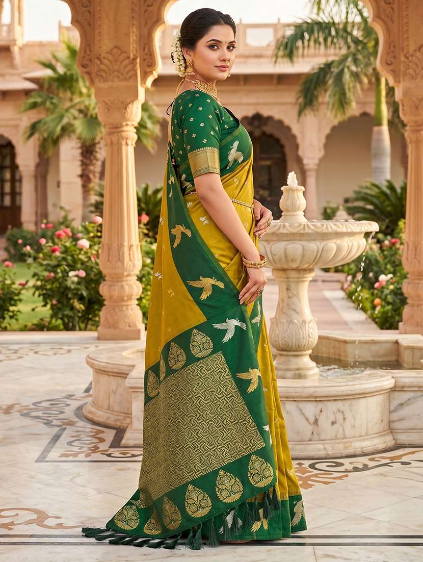 women self design banarasi saree with blouse - 22572041 -  Standard Image - 2
