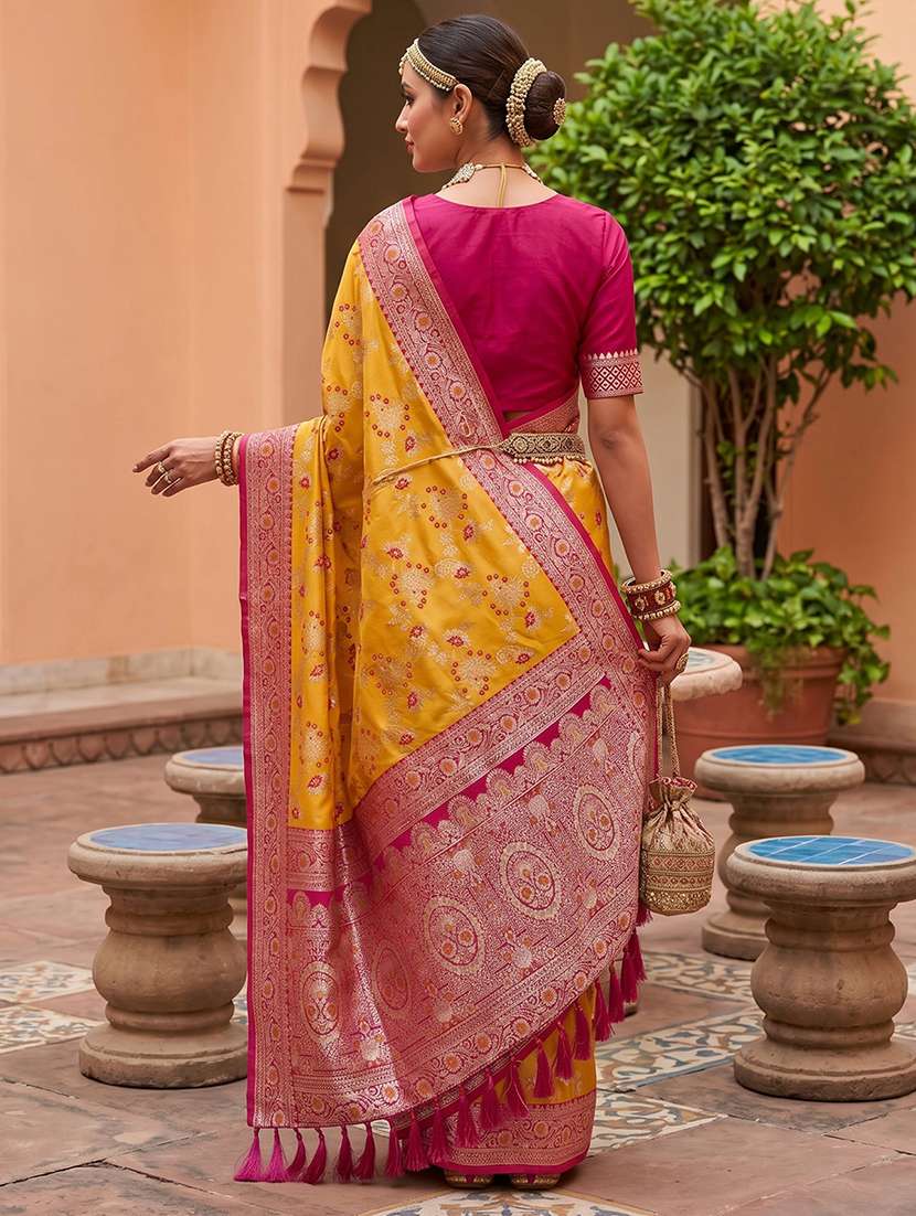 women self design banarasi saree with blouse - 22572066 -  Standard Image - 2