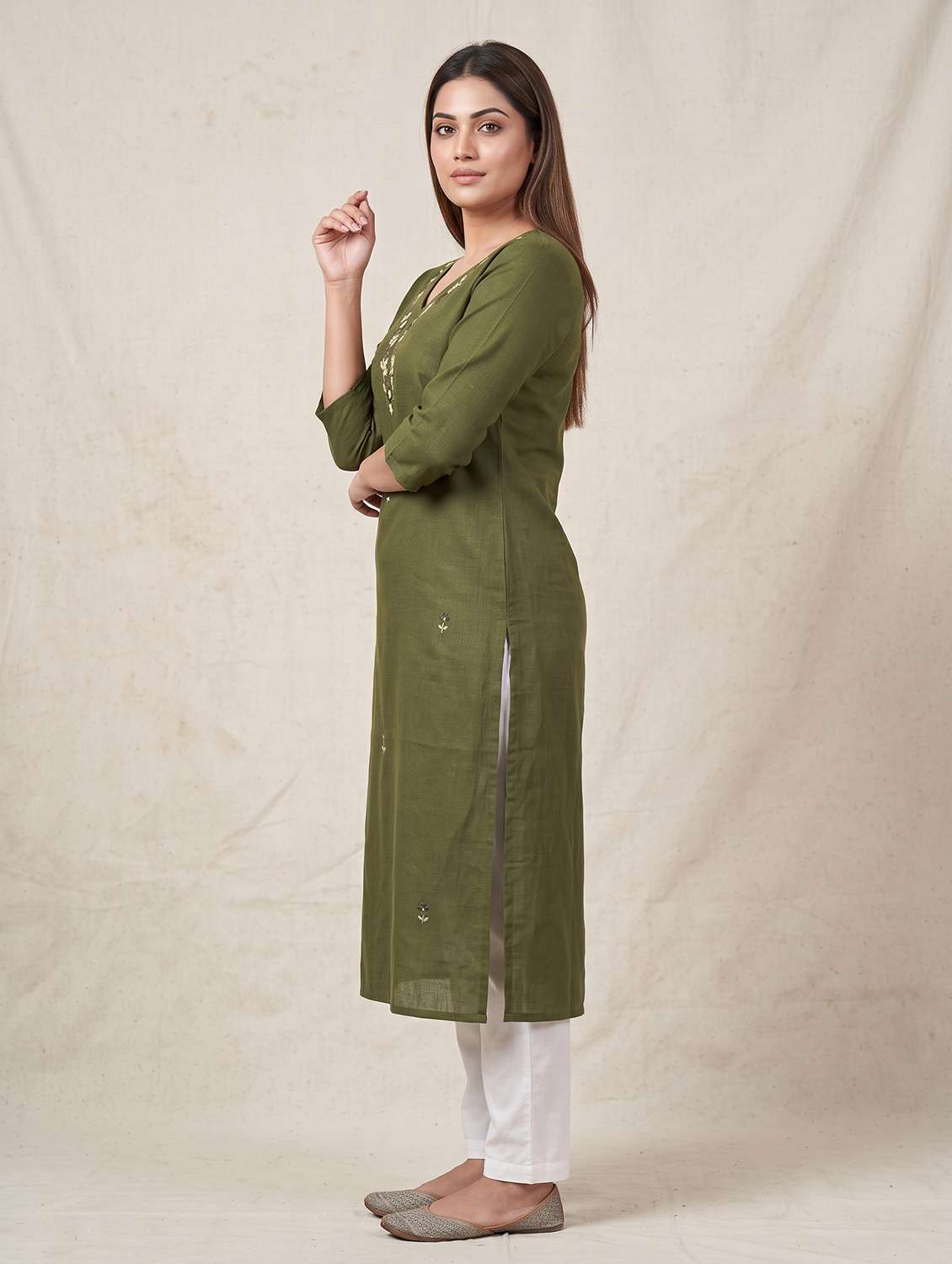 women embroidered three quarter sleeves straight kurta - 22572078 -  Standard Image - 2