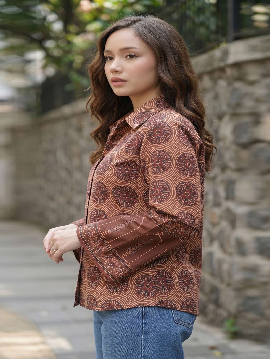women printed long sleeves regular shirt - 22572134 -  Standard Image - 2