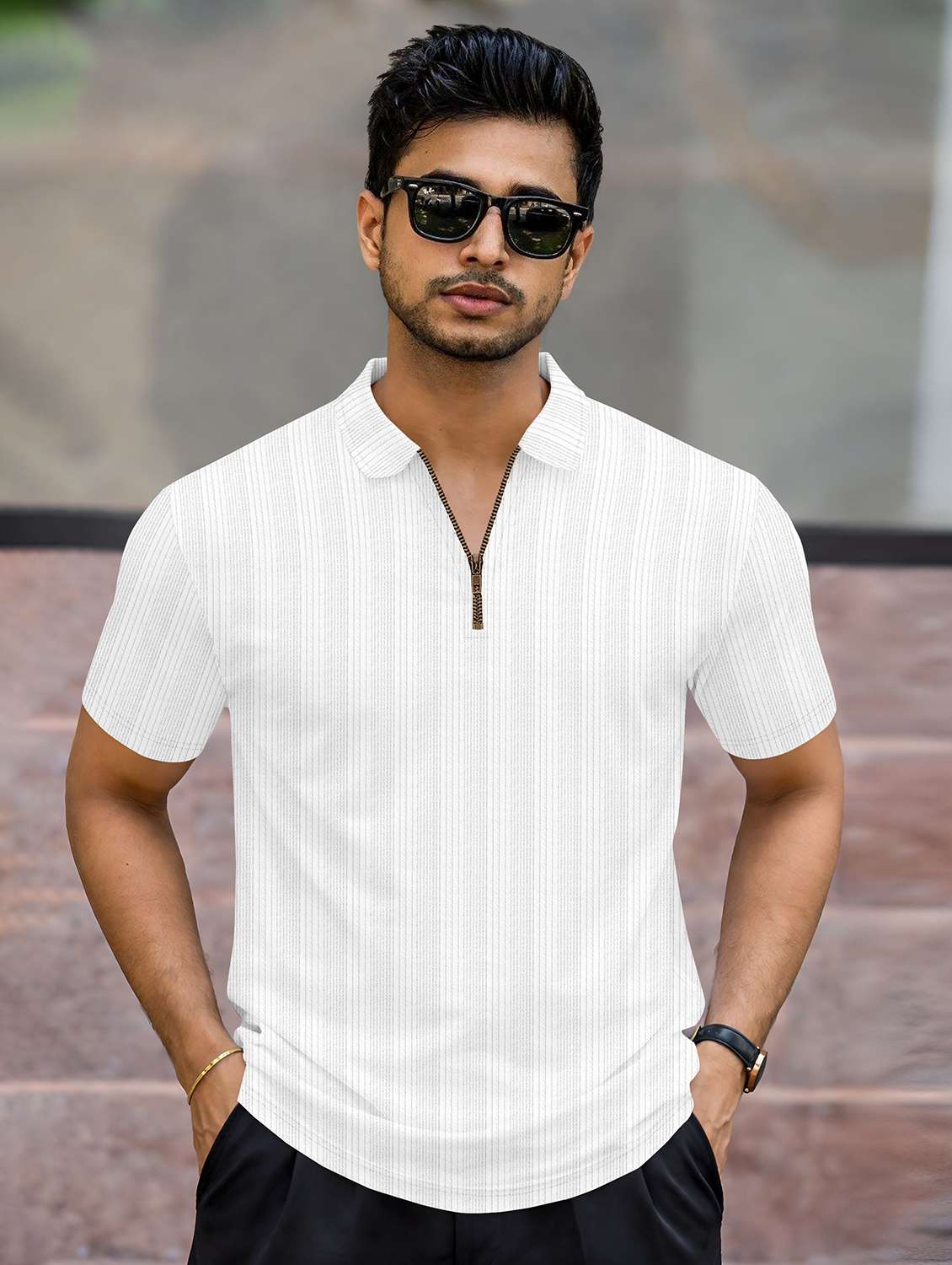 men textured short sleeves polo t-shirt