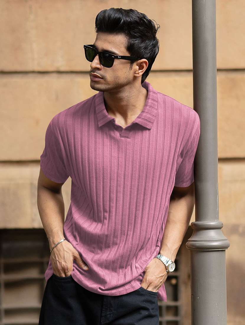 men textured short sleeves polo t-shirt