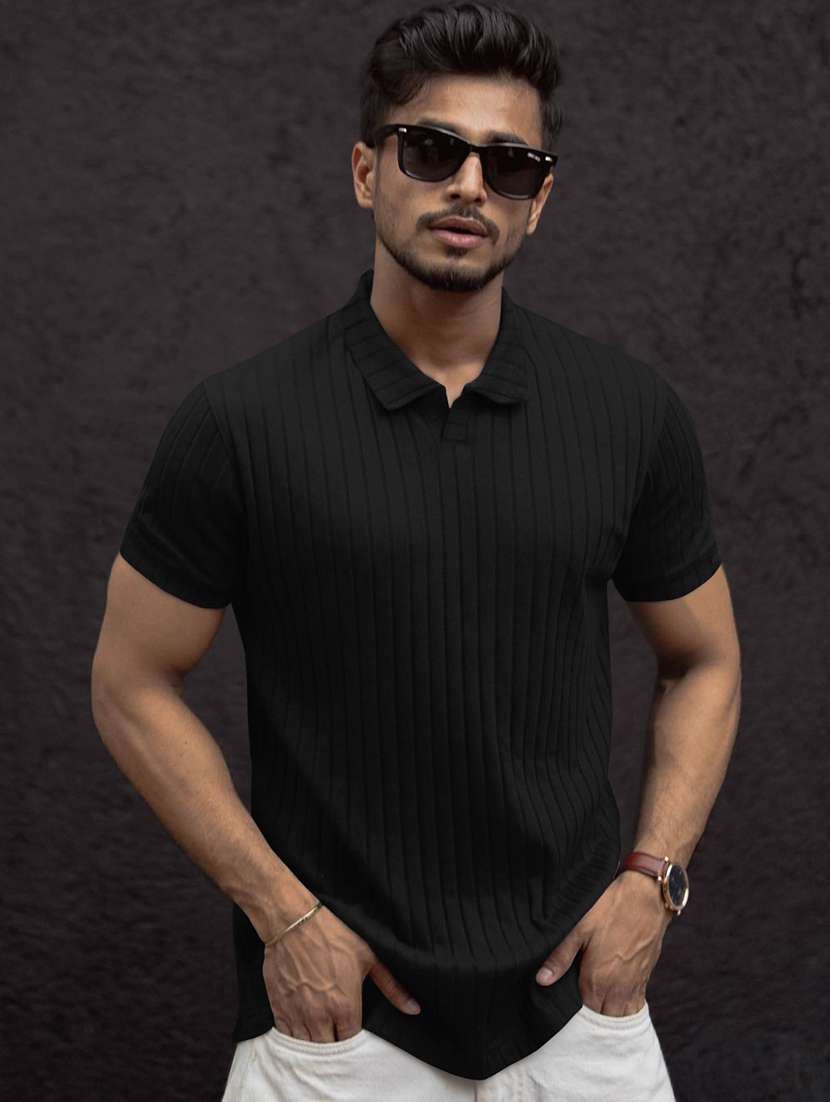 men textured short sleeves polo t-shirt