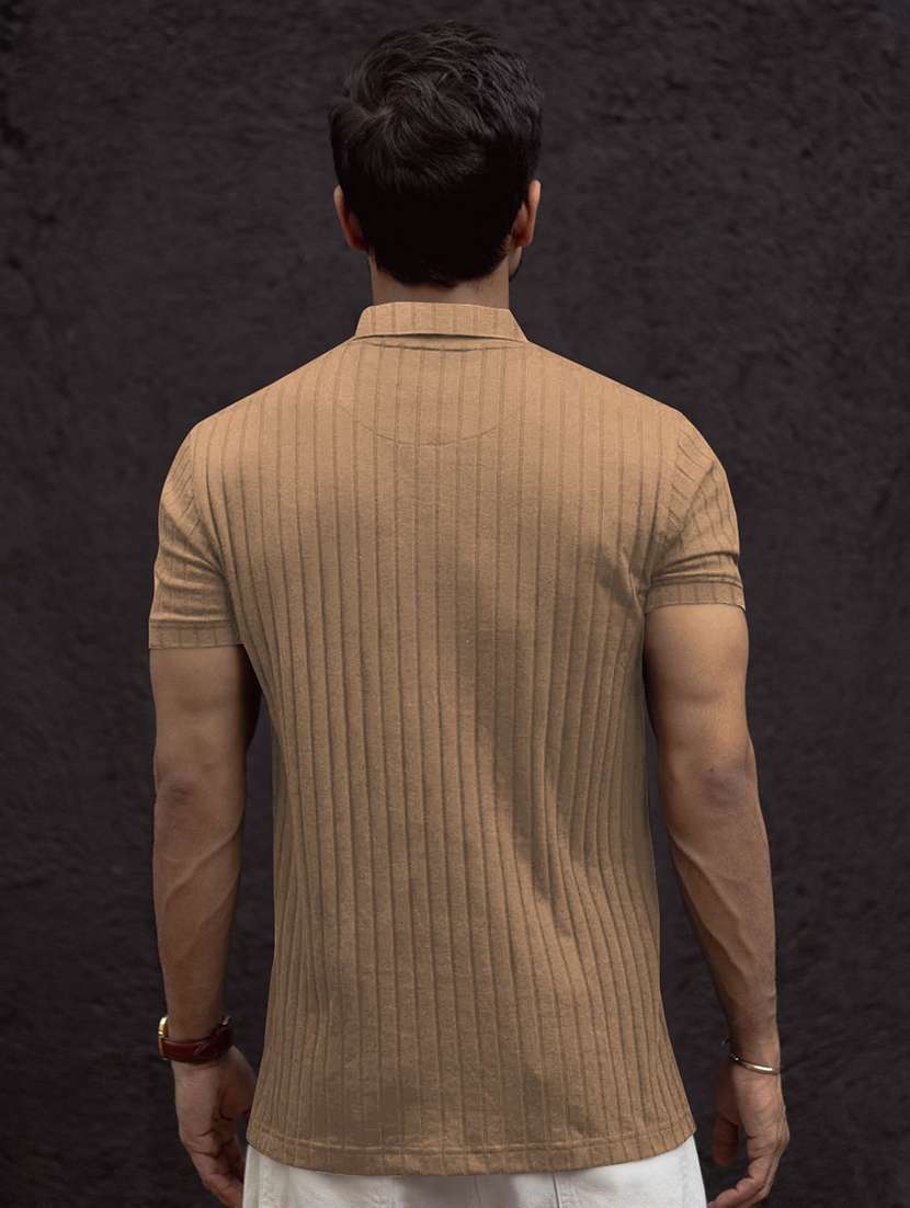 men textured short sleeves polo t-shirt - 22572170 -  Standard Image - 2