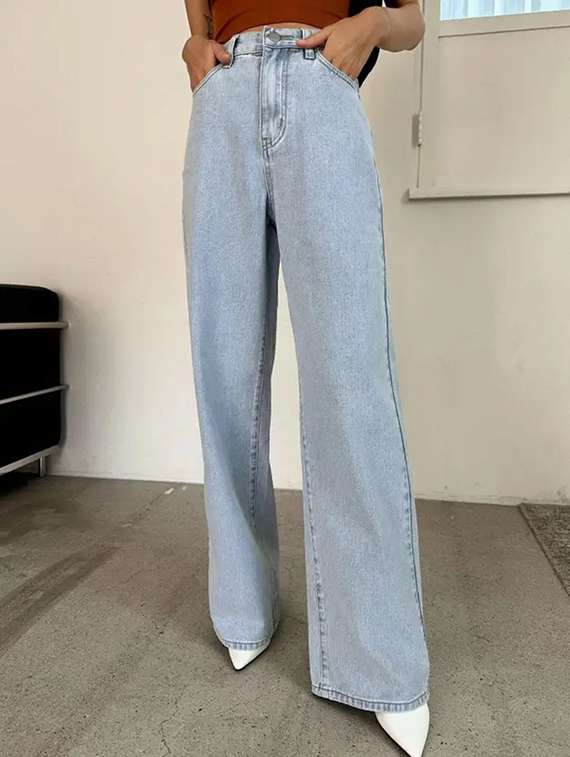 women washed mid rise wide leg jeans