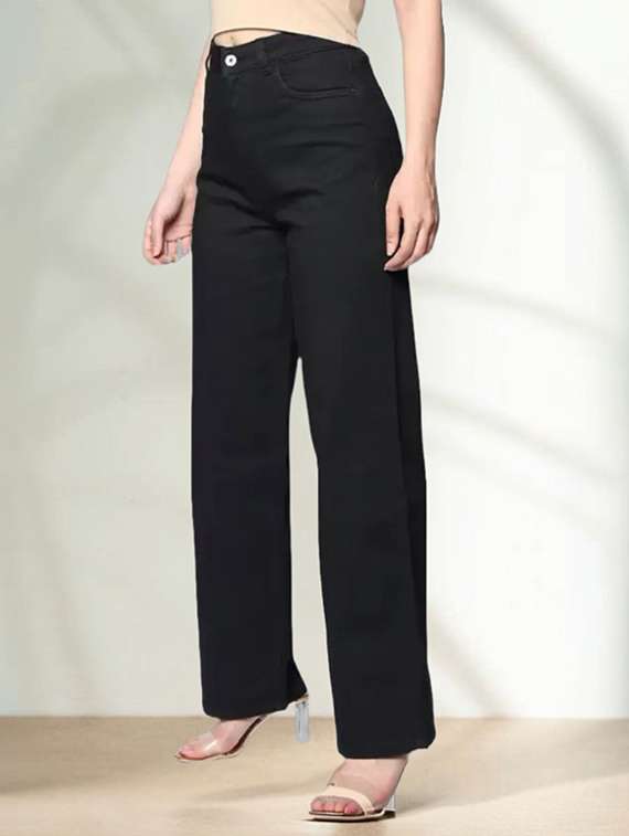 women solid mid rise straight jeans