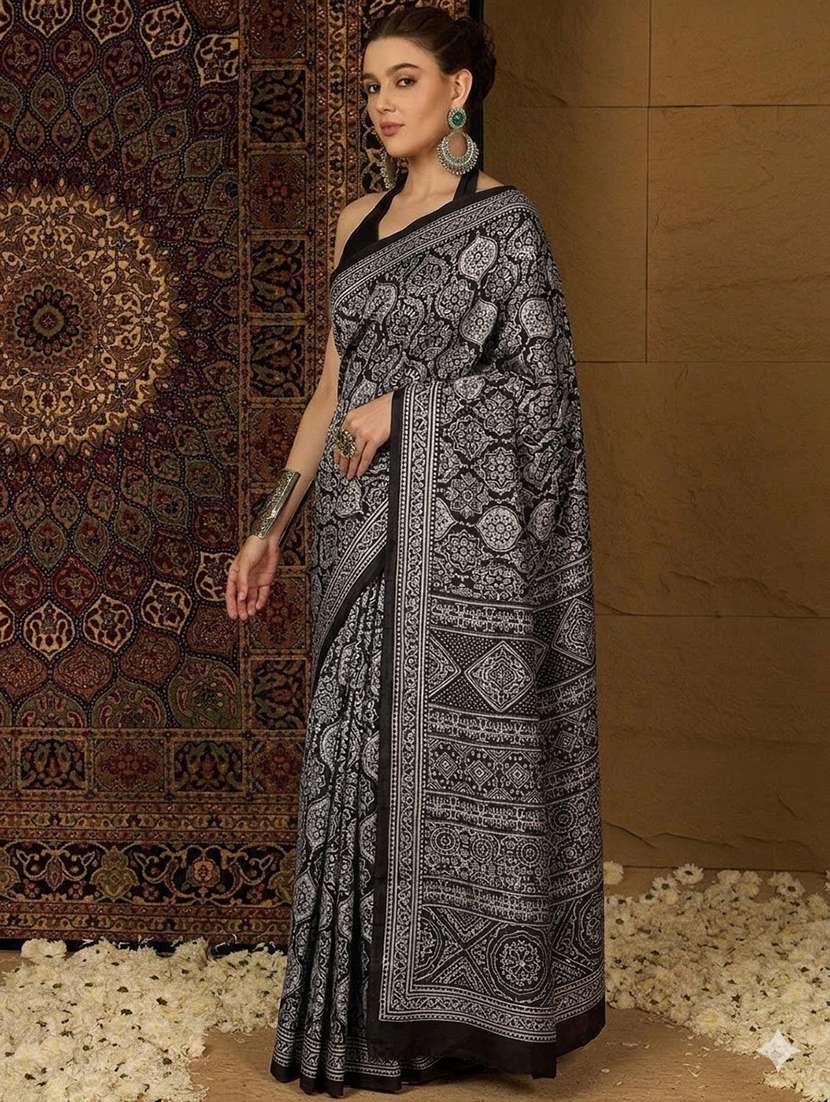 women printed casual wear saree with blouse - 22576781 -  Standard Image - 2