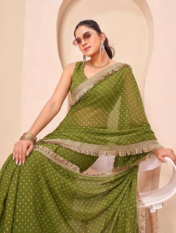 women self design bordered saree with blouse - 22576854 -  Standard Image - 2