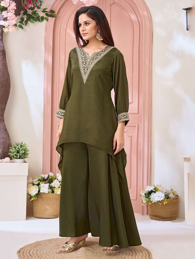 women embroidered long sleeves kurta palazzo set - 22577433 -  Standard Image - 2