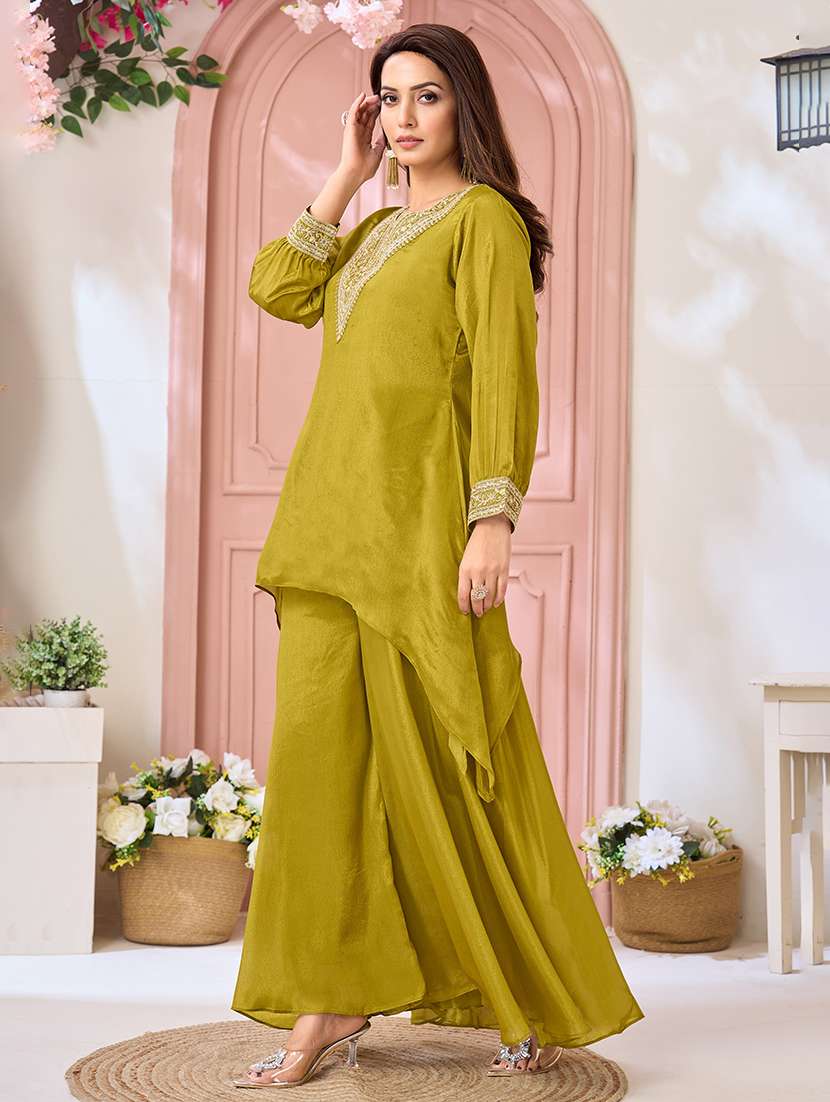 women embroidered long sleeves kurta palazzo set - 22577434 -  Standard Image - 2
