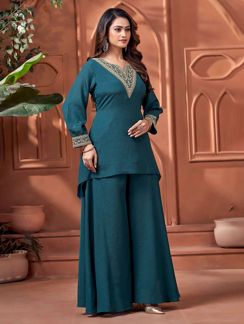 women embroidered long sleeves kurta palazzo set - 22577437 -  Standard Image - 2