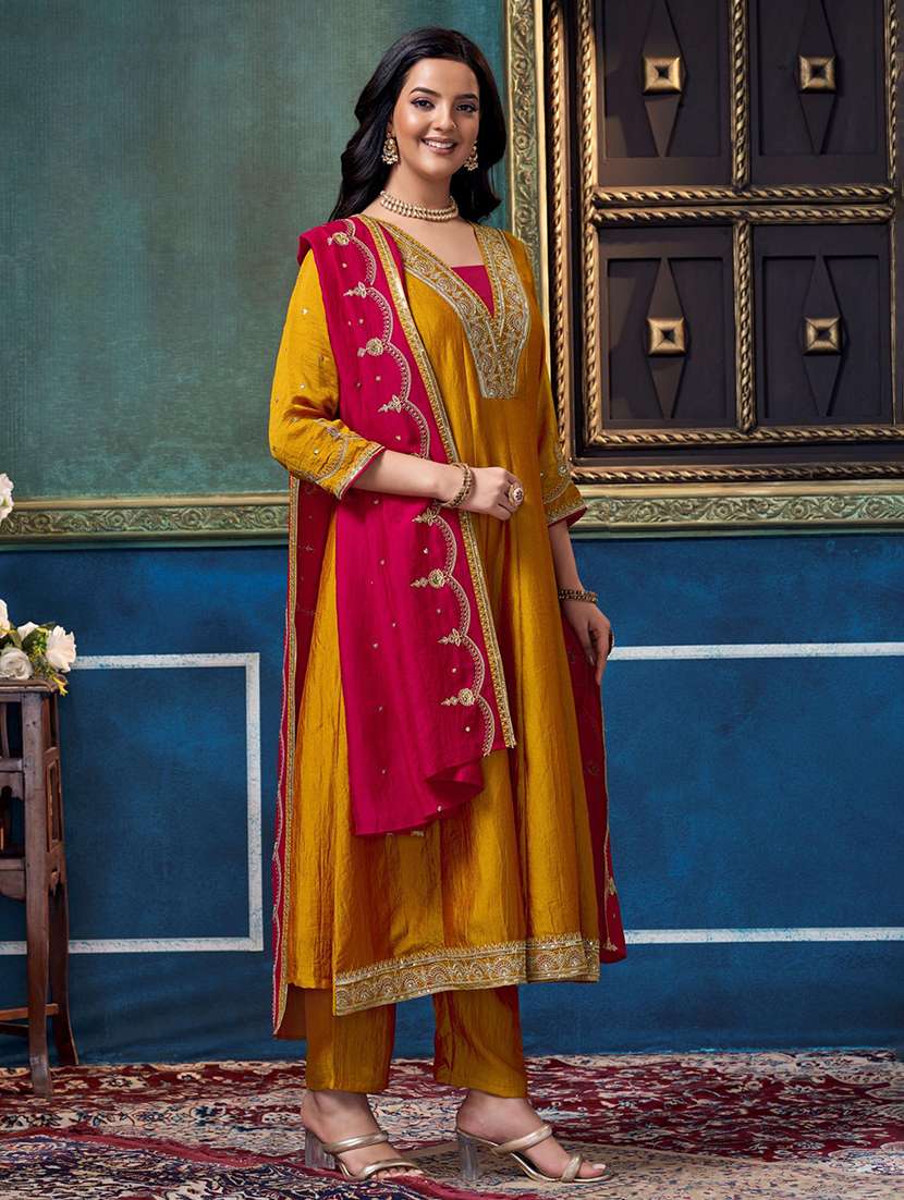 women embroidered three quarter sleeves kurta pant set with dupatta - 22577443 -  Standard Image - 2
