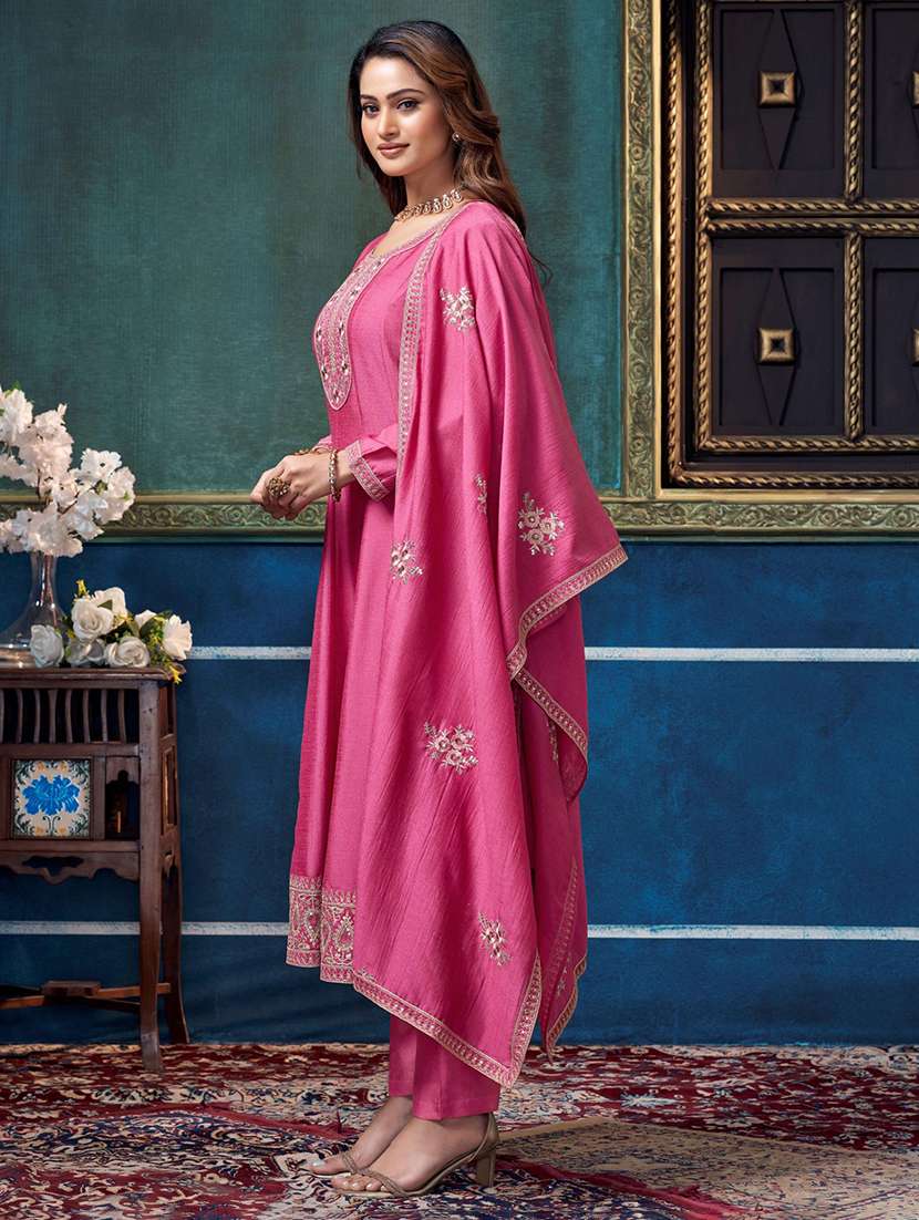 women embroidered long sleeves kurta pant set with dupatta - 22577444 -  Standard Image - 2