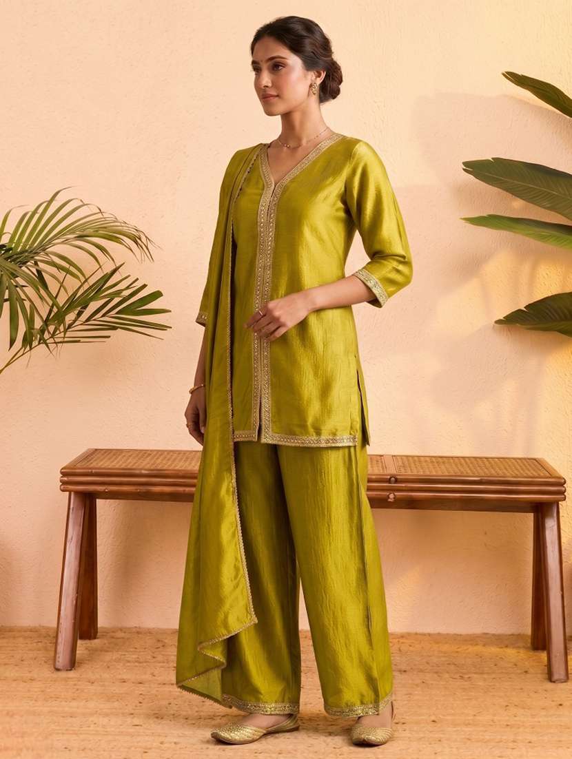 women embroidered three quarter sleeves kurta pant set with dupatta - 22577467 -  Standard Image - 2