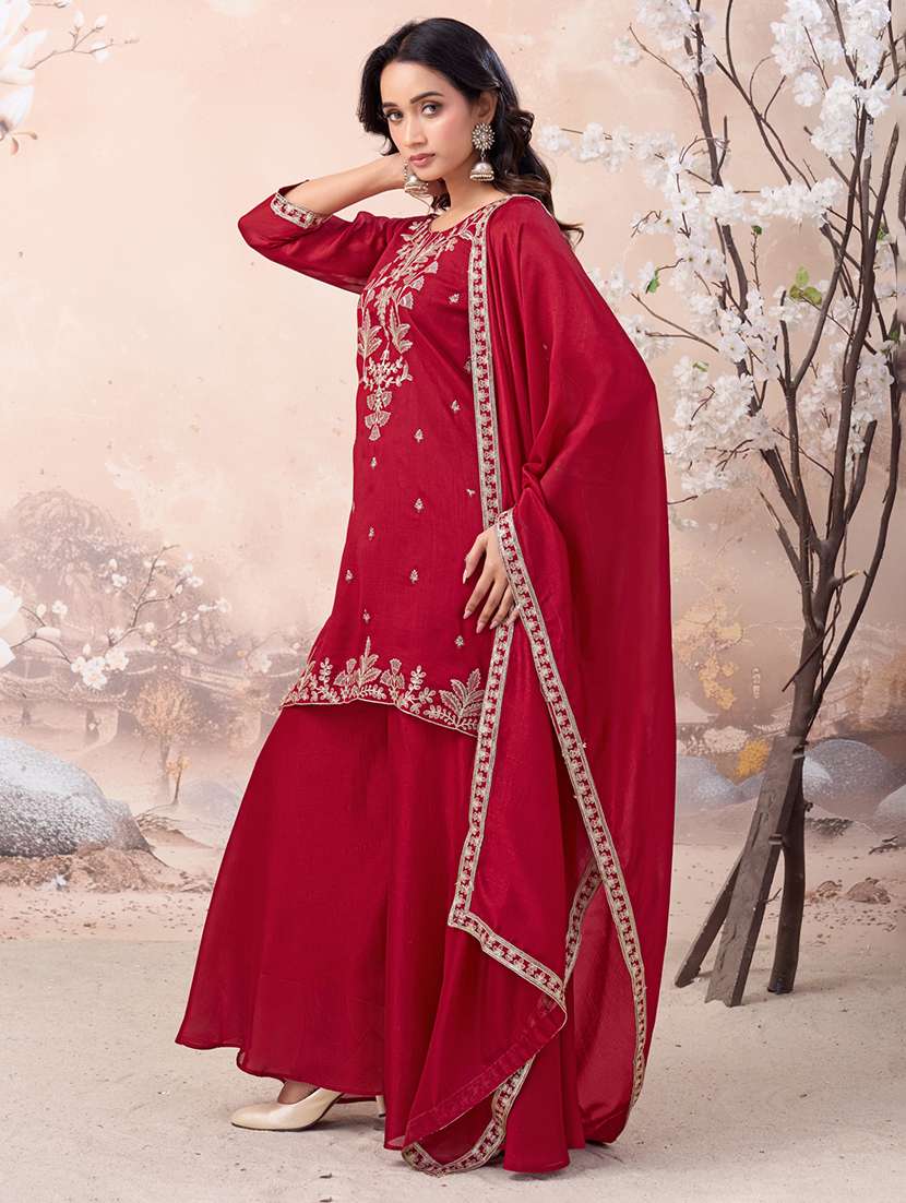 women embroidered three quarter sleeves kurta pant set with dupatta - 22577469 -  Standard Image - 2
