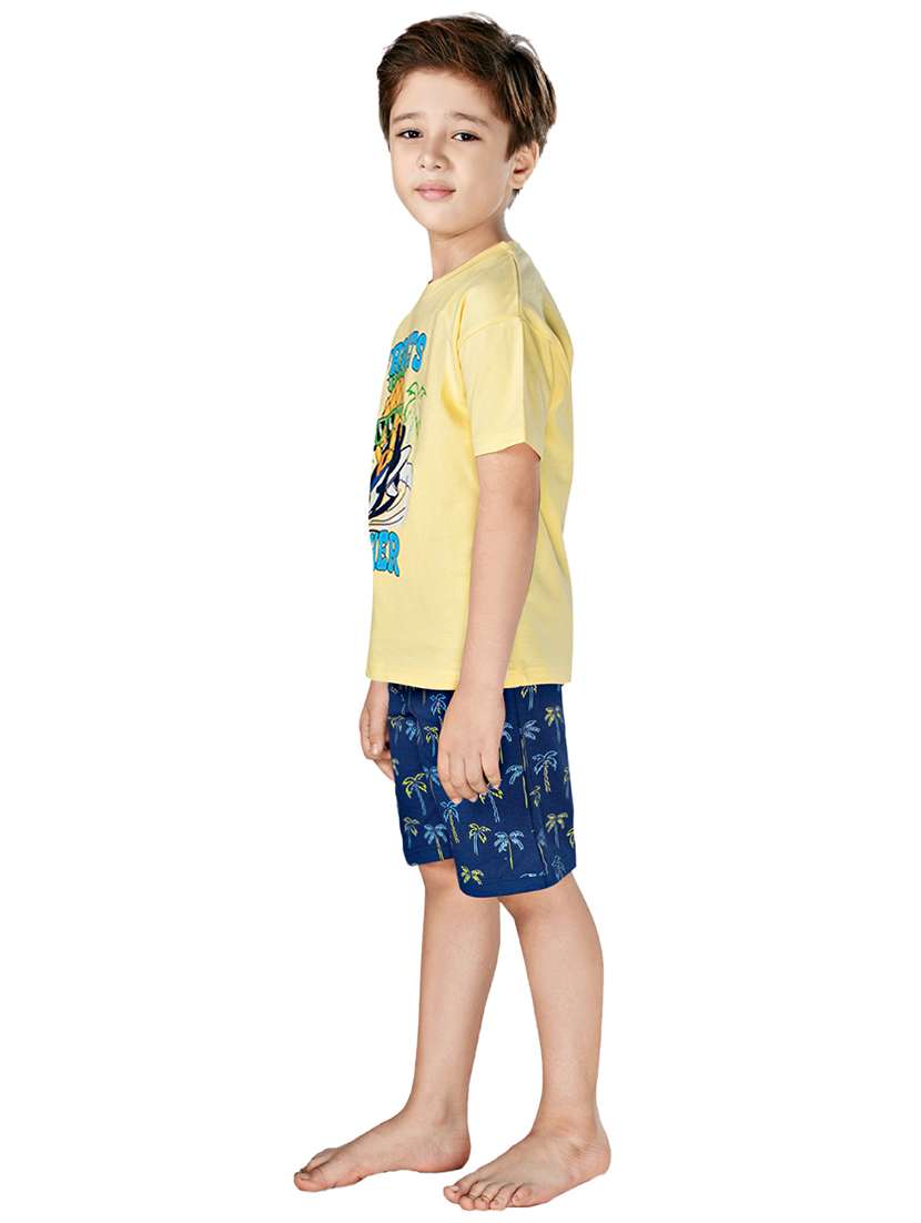 boys printed short sleeves t-shirt and shorts set - 22577507 -  Standard Image - 2