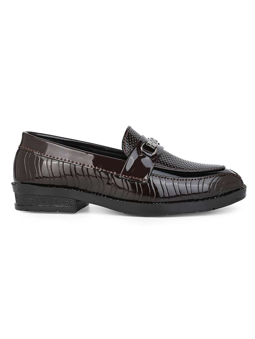 Men Textured Slip On Loafer - 22578379 -  Standard Image - 2