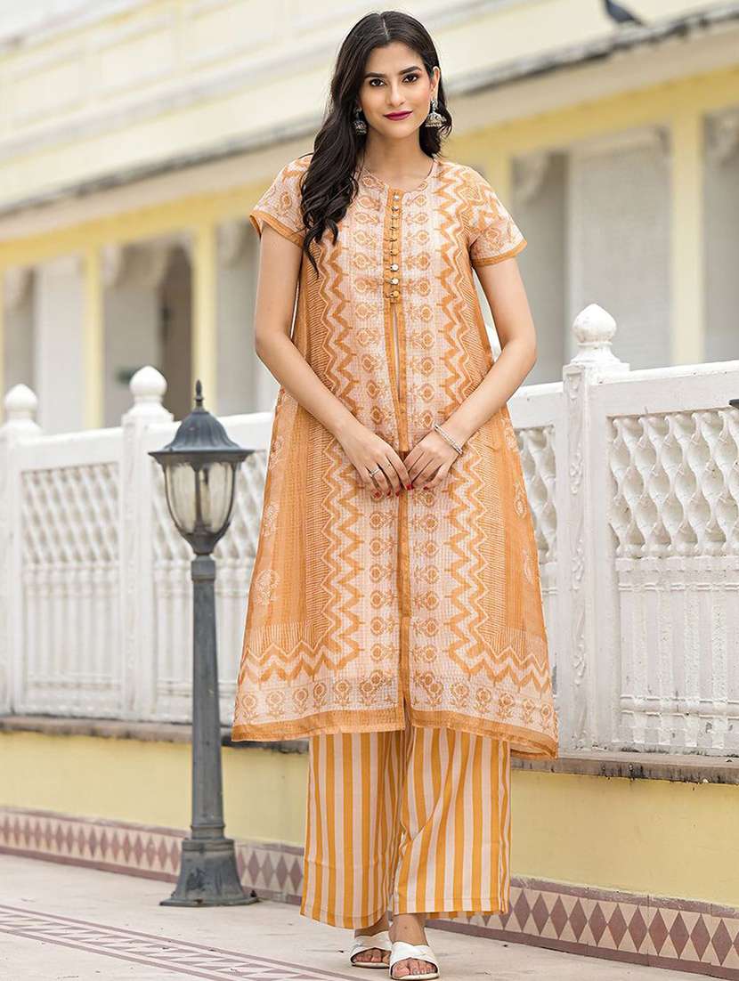 Women Printed Short Sleeves Kurta Pant Set With Jacket - 22578386 -  Standard Image - 2