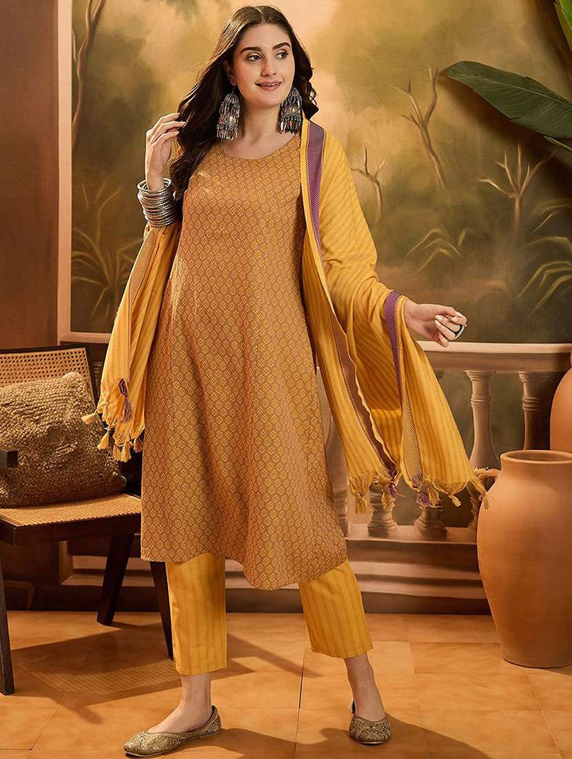 Women Printed Short Sleeves Kurta Pant Set With Dupatta - 22578409 -  Standard Image - 2