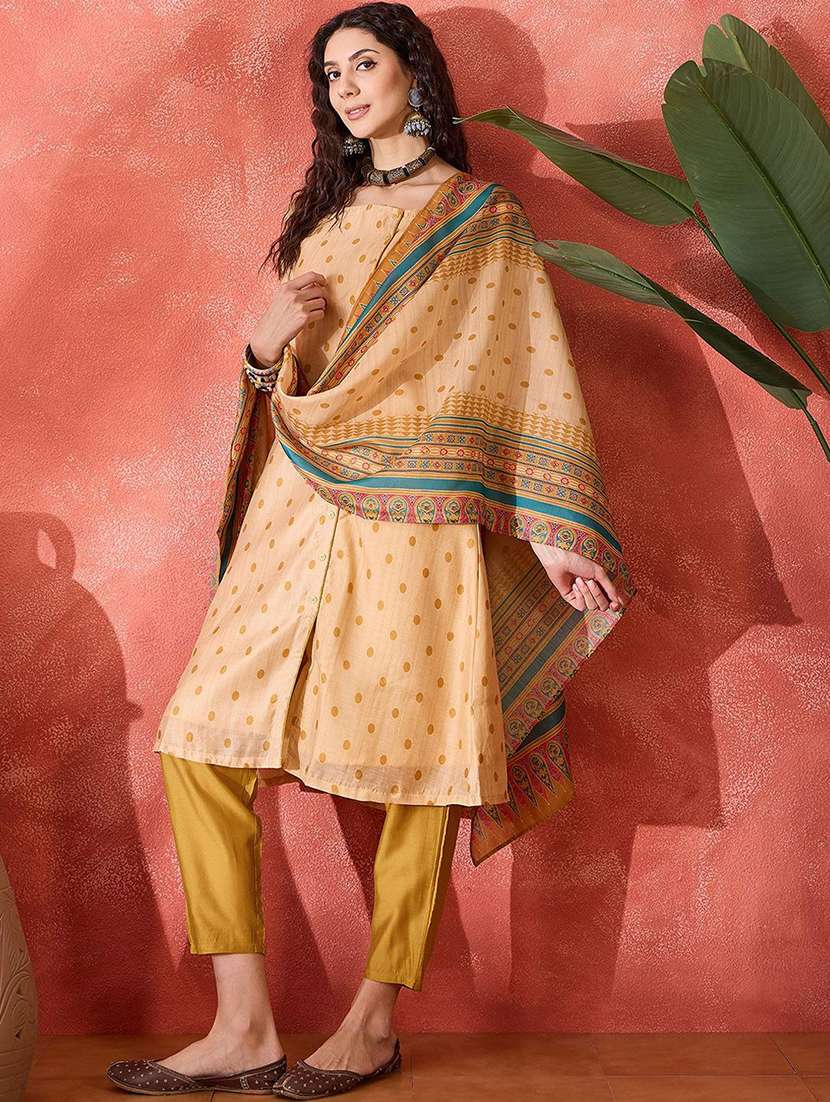 Women Printed Three Quarter Sleeves Kurta Pant Set With Dupatta - 22578417 -  Standard Image - 2