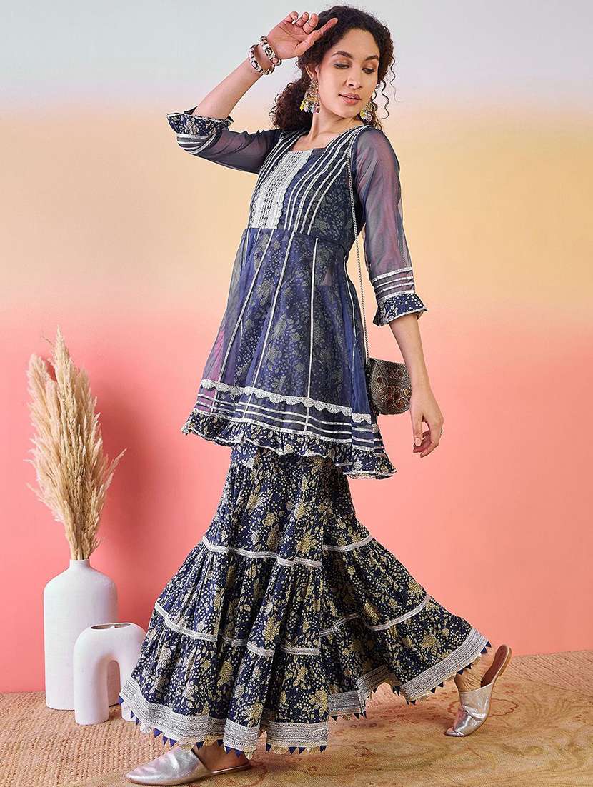 Women Printed Three Quarter Sleeves Kurta Sharara Set - 22578420 -  Standard Image - 2