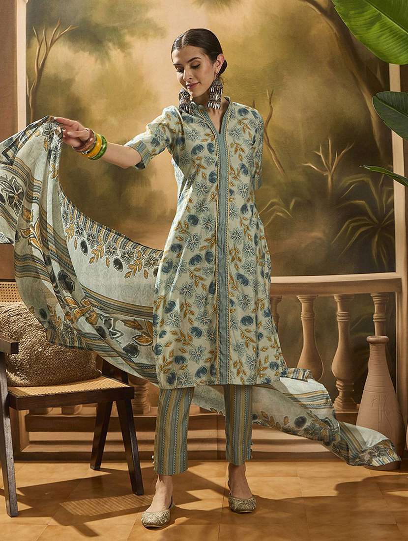 Women Printed Three Quarter Sleeves Kurta Pant Set With Dupatta - 22578435 -  Standard Image - 2