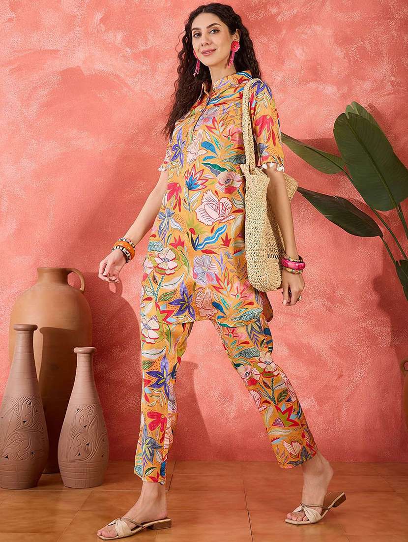 Women Printed Three Quarter Sleeves Ethnic Co-ord S - 22578455 -  Standard Image - 2