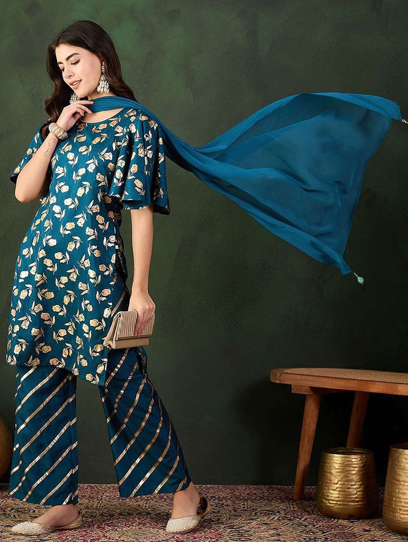 women printed flared sleeves kurta palazzo set with dupatta - 22578502 -  Standard Image - 2