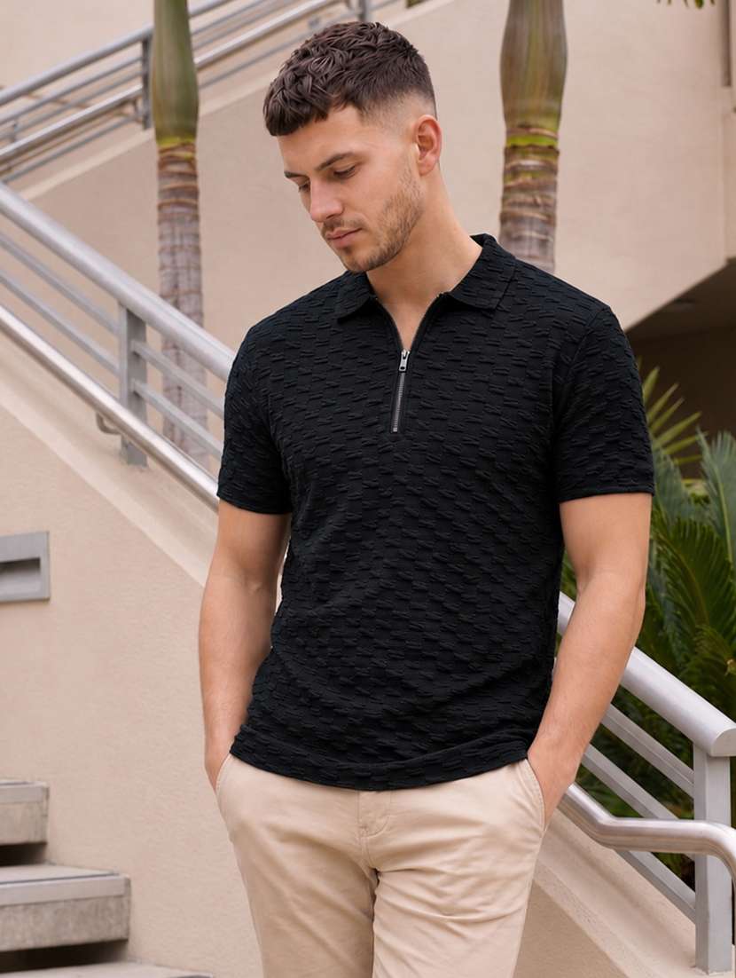 men textured short sleeves polo t-shirt - 22578538 -  Standard Image - 2