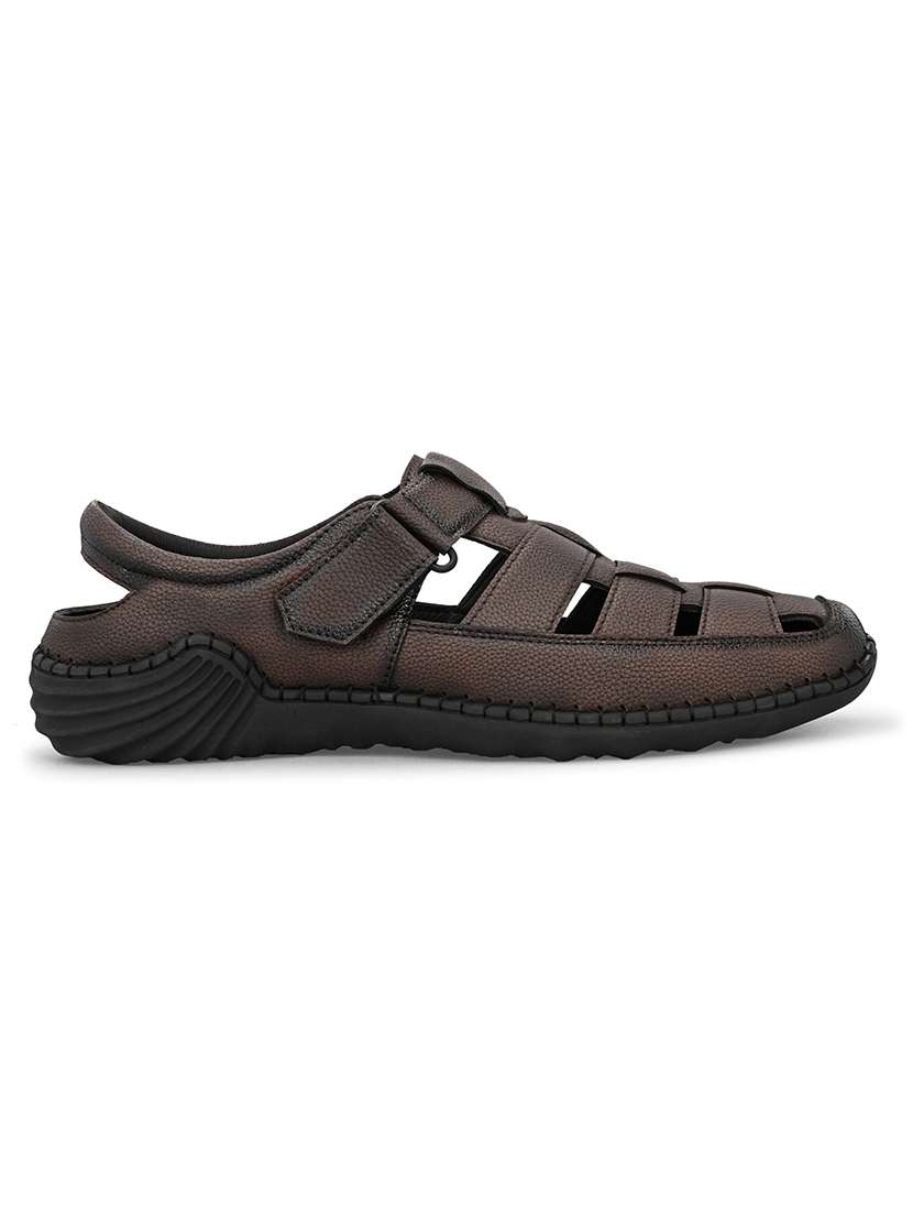men solid fisherman sandal - 22578548 -  Standard Image - 2