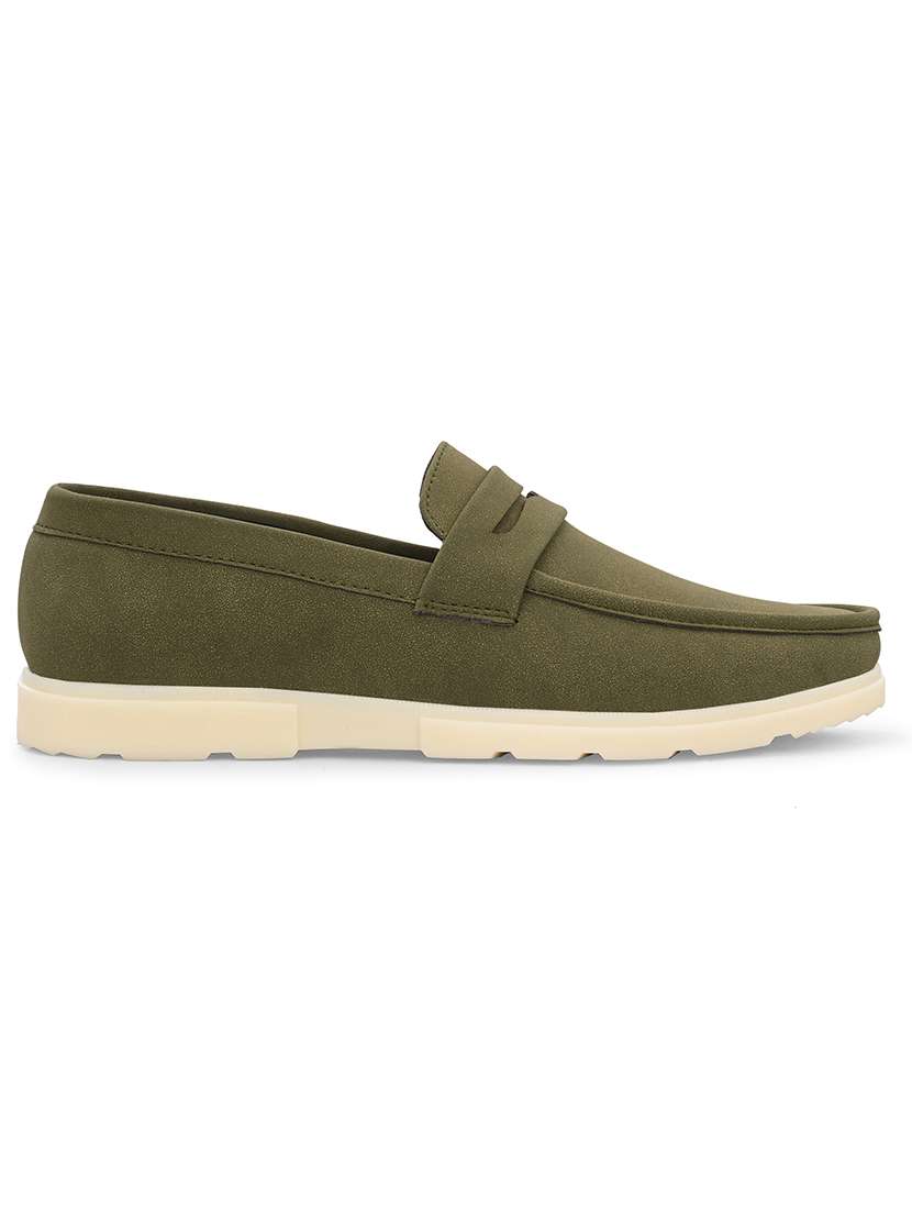 Men Solid Slip On Loafer - 22578557 -  Standard Image - 2