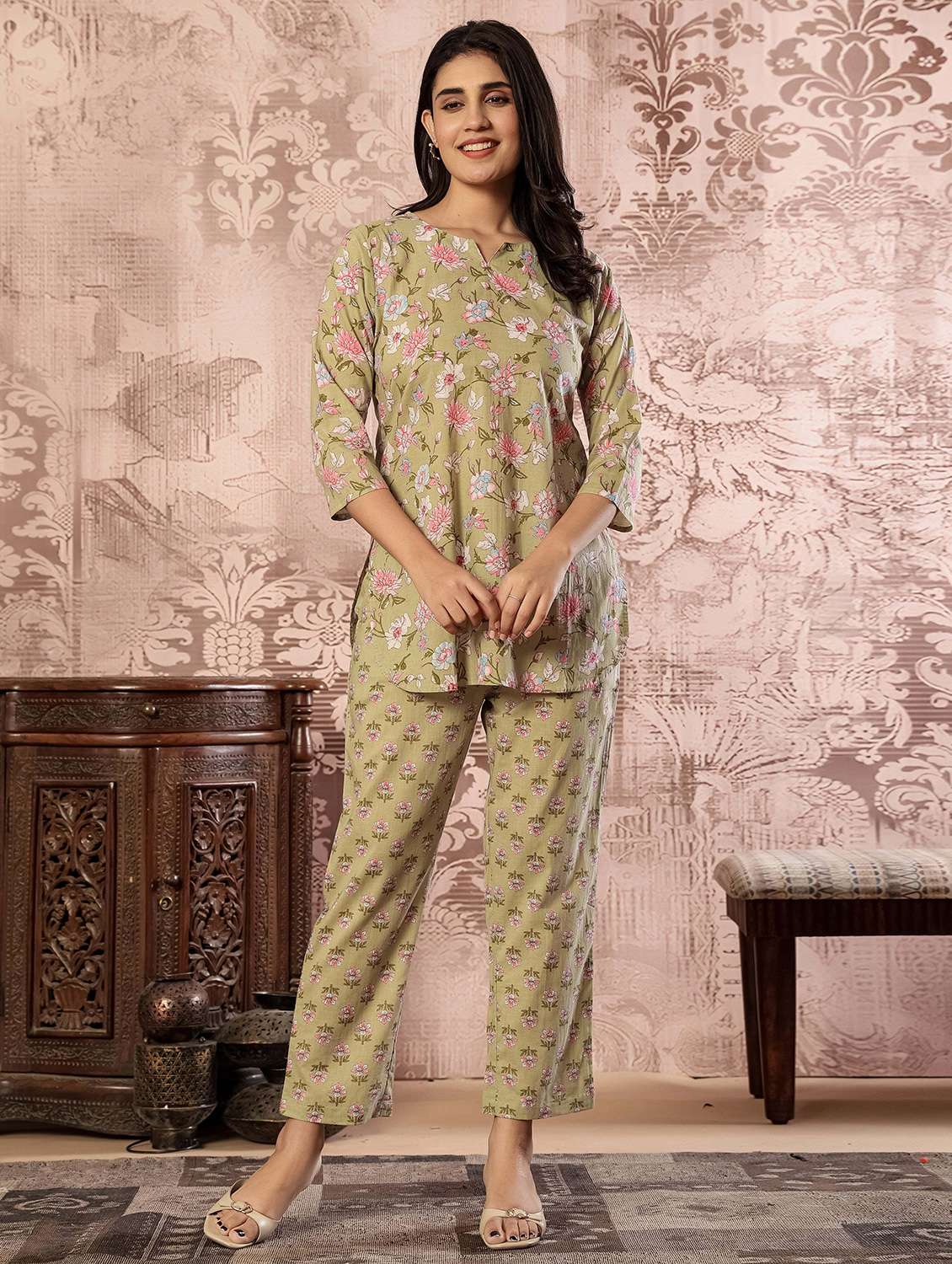 women printed three quarter sleeves ethnic co-ord set - 22579044 -  Standard Image - 2
