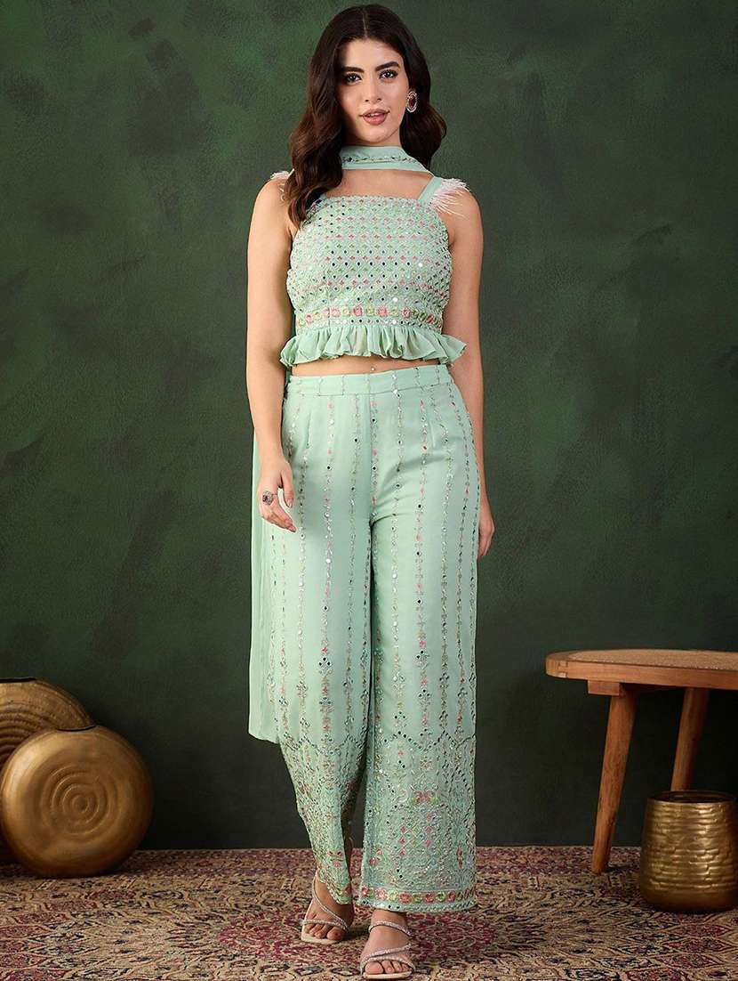 women embroidered sleeveless fusion set