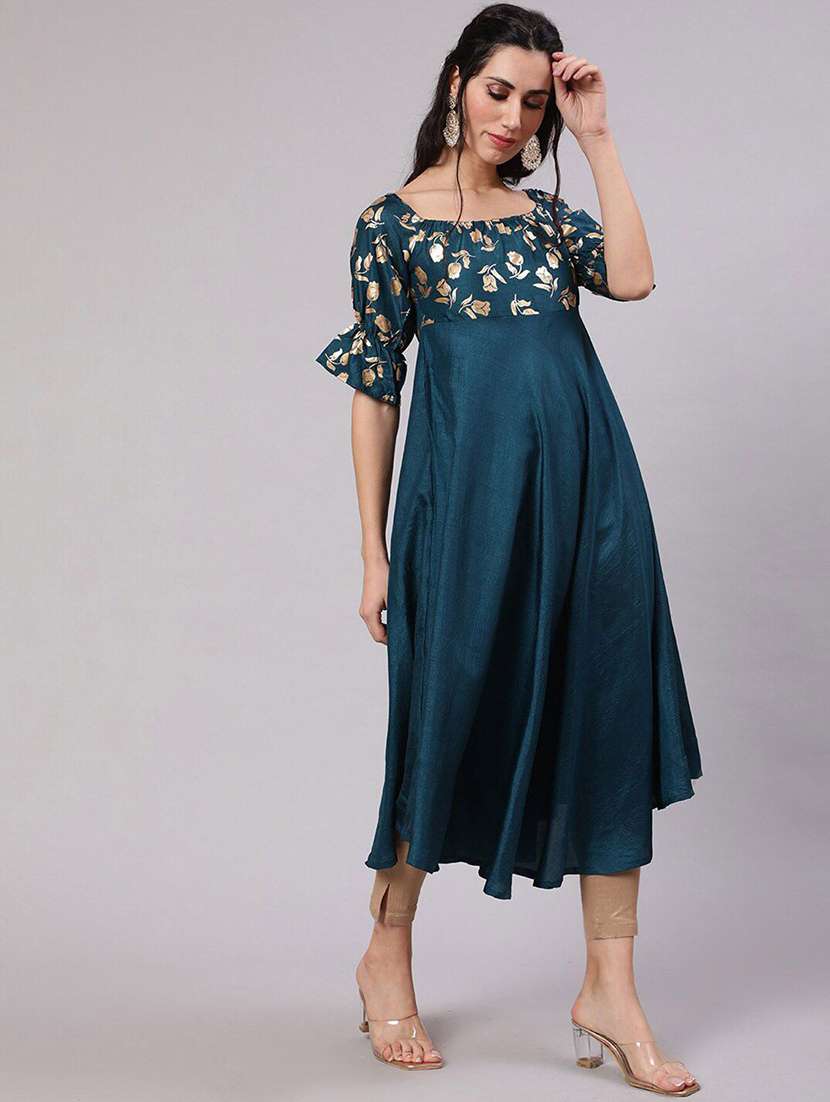 women printed short sleeves flared kurta
