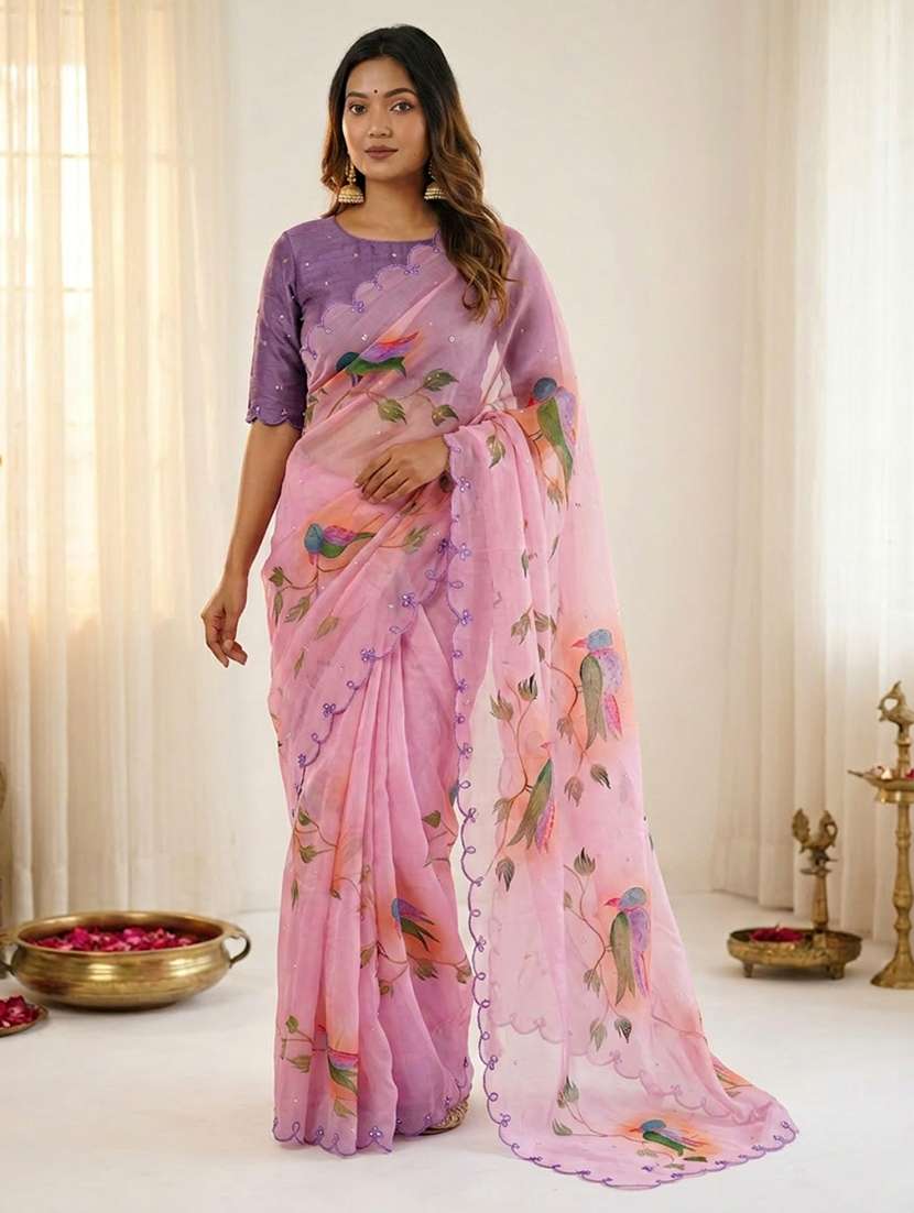 women printed casual wear saree with blouse