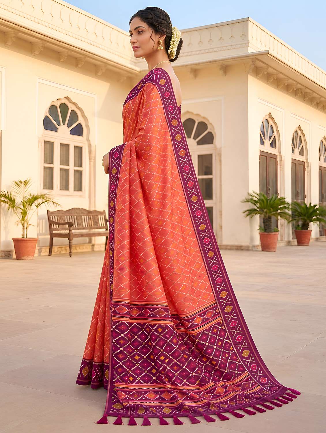 women self design patola saree with blouse - 22579335 -  Standard Image - 2
