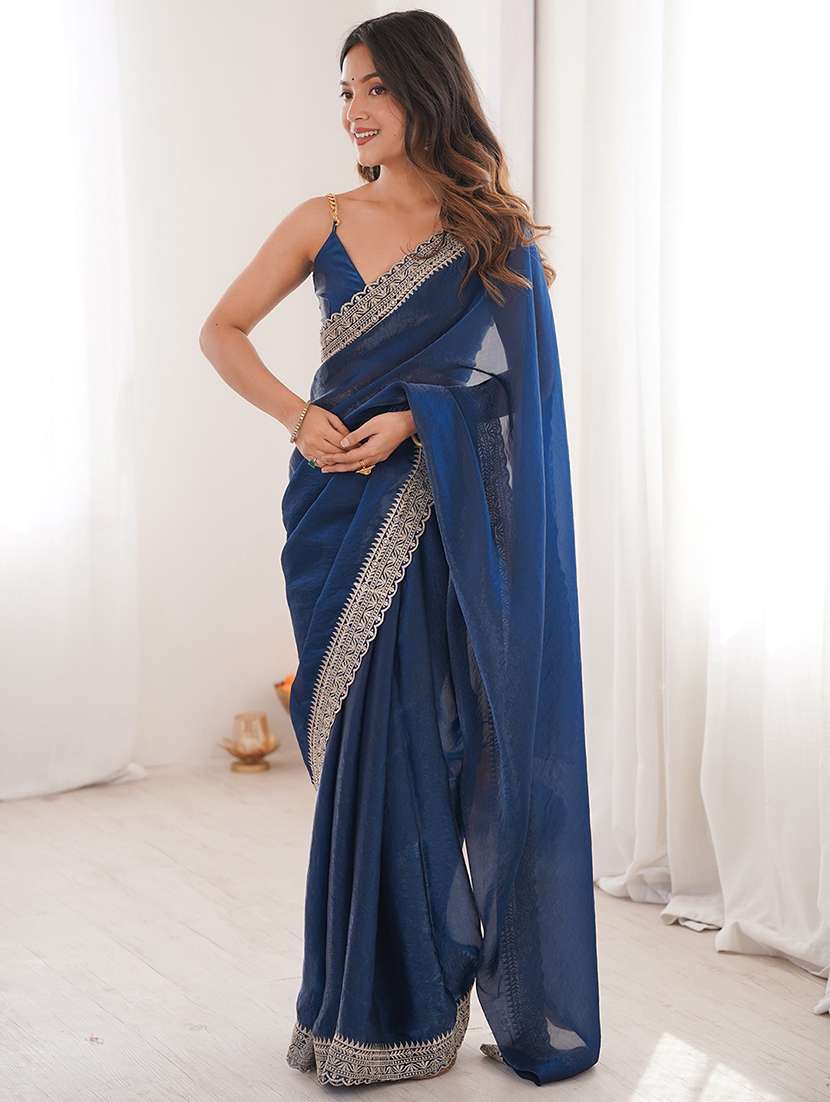 women solid with bordered saree with blouse - 22579350 -  Standard Image - 2