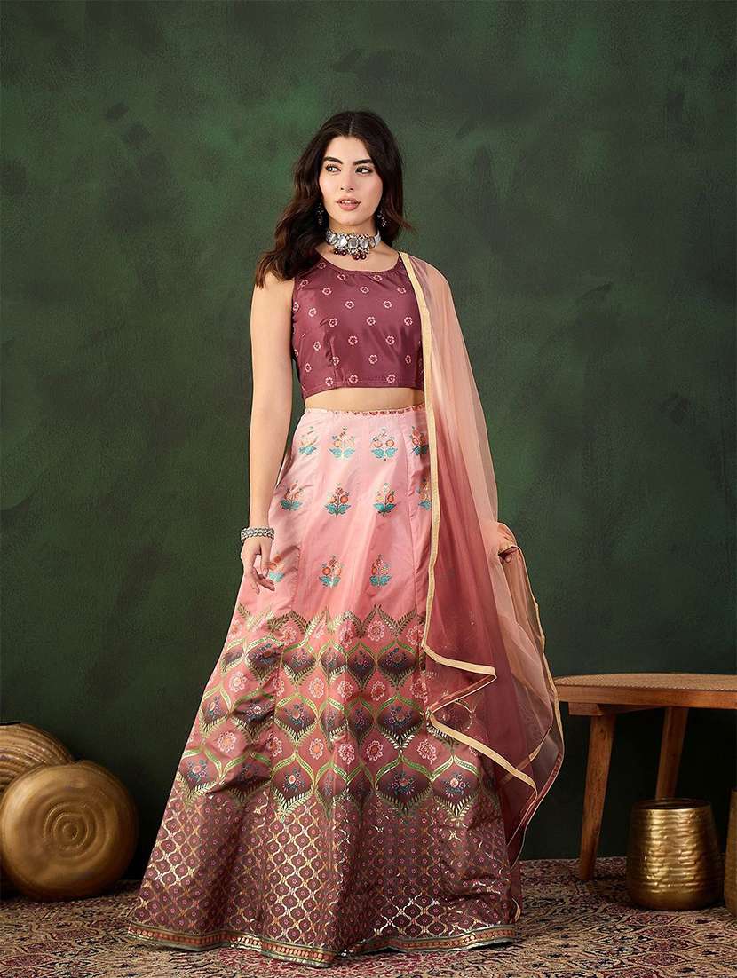 women self design sleeveless lehenga choli set