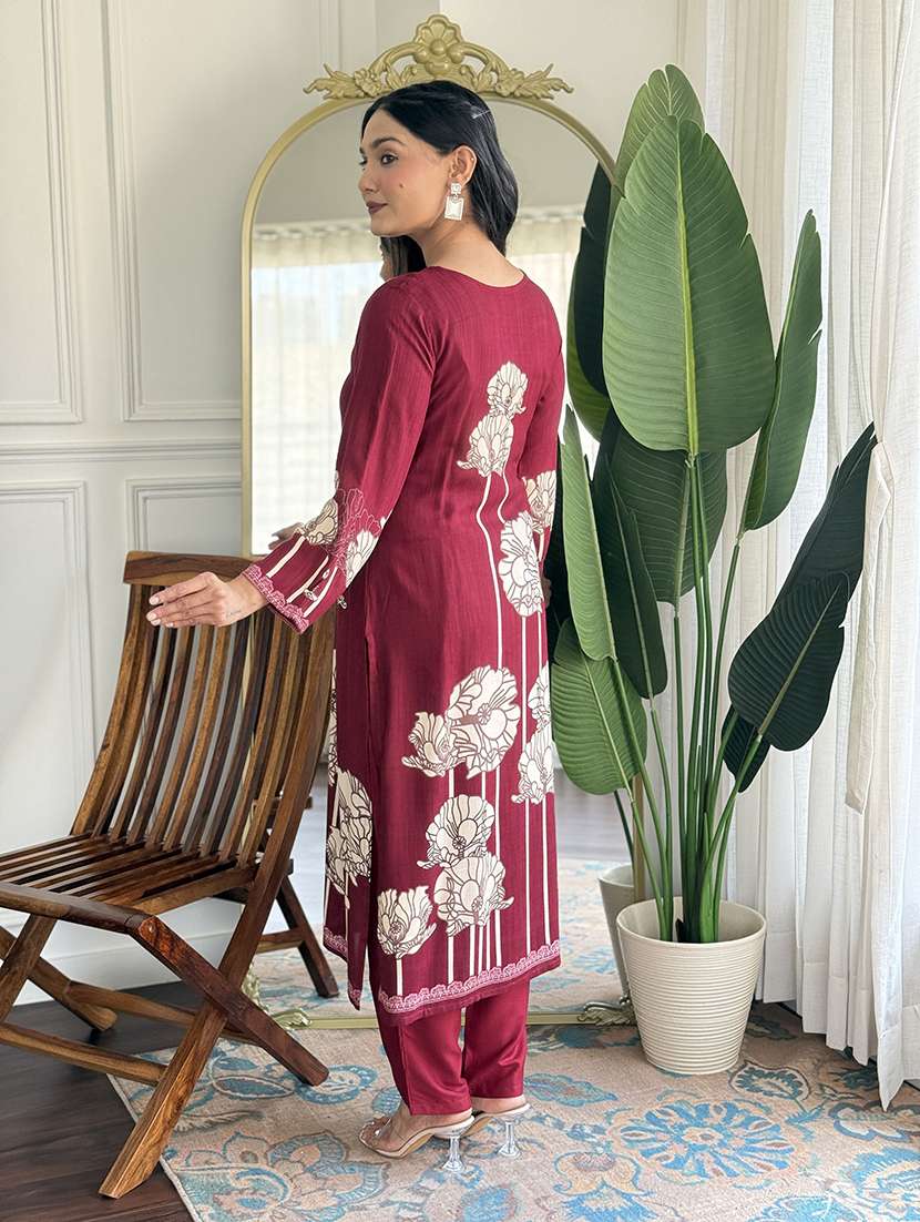 women printed three quarter sleeves kurta pant set with dupatta - 22579643 -  Standard Image - 2