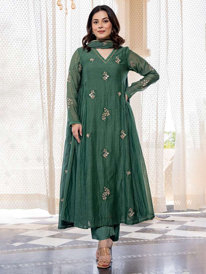 women embroidered long sleeves kurta and pant set with dupatta - 22579675 -  Standard Image - 2